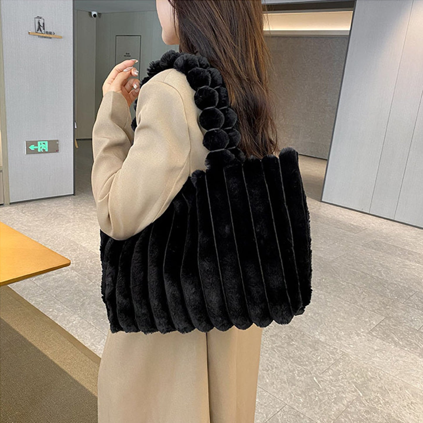 Calista | Pluche Cloudpuff Schoudertas