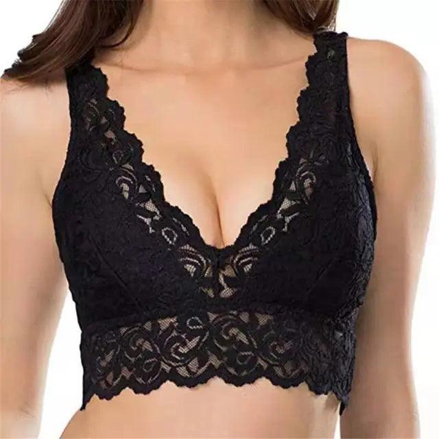Wynona Kanten Bralette - Voeg stijlvolle elegantie toe aan je garderobe met Wynona, een zachte en ademende kanten bralette. Perfect voor warme dagen, onder verschillende outfits of als statementstuk. Verkrijgbaar in zwart, rood en wit, in maten S-XL. Gemaakt van kant en spandex voor ultiem comfort en een perfecte pasvorm. Upgrade je zomergarderobe met Wynona en geniet van zelfverzekerde stijl en luchtig comfort. Bestel nu!