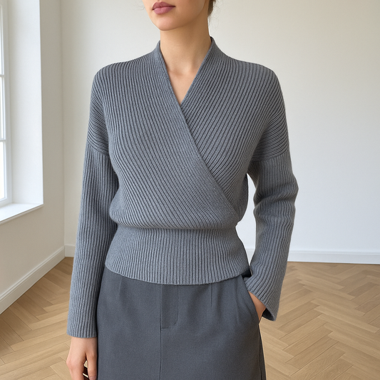 Lena | Elegante wikkeltrui met scandinavisch design