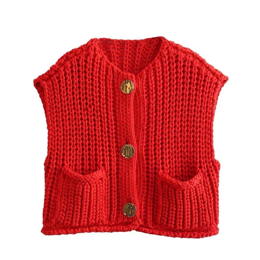 Isalyn | Knitted style vest