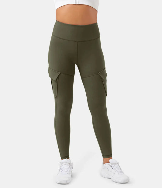 Dounia cargo leggings – een perfecte mix van stijl en functionaliteit. Met een comfortabele, rekbare pasvorm en strategisch geplaatste zakken voor extra gemak. Gemaakt van hoogwaardig nylon voor langdurig draagplezier. Ideaal voor dagelijks gebruik, sport of casual outfits. Verkrijgbaar in groen, zwart, roze, grijs en blauw, in maten XS-2XL. Bestel nu en ervaar ultiem comfort en veelzijdigheid!