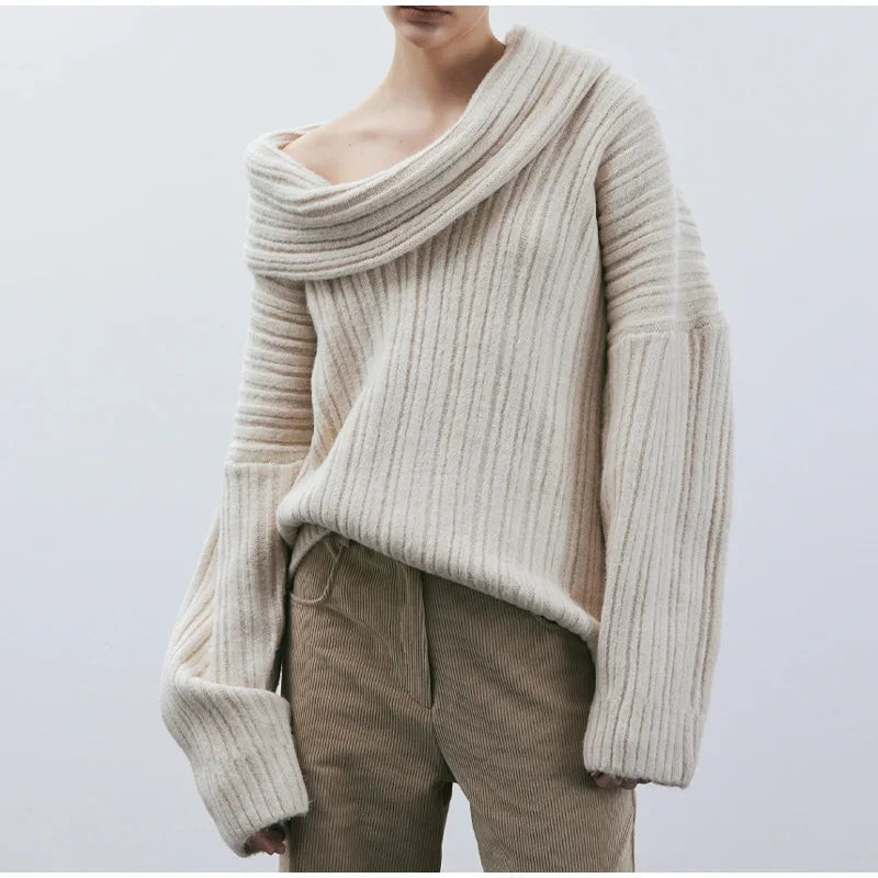 Asanda off-shoulder sweater – trendy, comfortabel en veelzijdig. Het stijlvolle ontwerp met losse pasvorm zorgt voor een moeiteloze en elegante look. Gemaakt van zacht polyester voor ultiem draagcomfort. Perfect voor casual en semi-formele outfits. Verkrijgbaar in Donkergrijs, Abrikoos en Bruin, in één maat die flatterend valt. Voeg een stijlvolle touch toe aan je garderobe met de Asanda sweater. Bestel nu en geniet van mode en comfort in één!