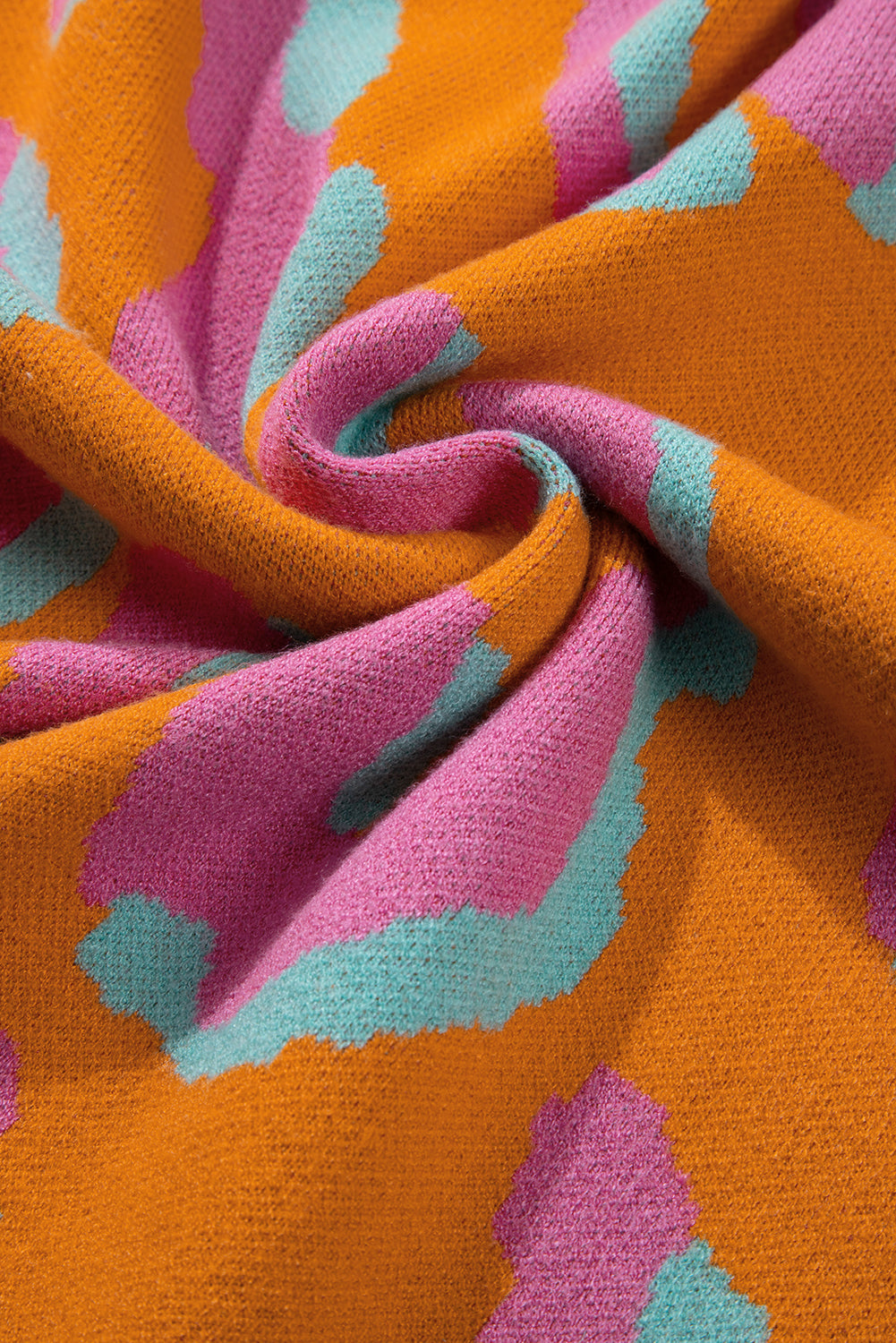 Everly | Kleurrijke gebreide damestrui met luipaardprint in oranje, roze en groen