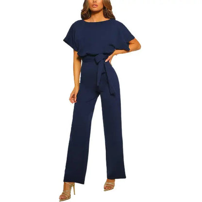 Elegante jumpsuit die flatterend is voor je lichaam en comfortabel aanvoelt met korte mouwen
