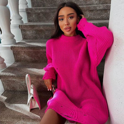 Brienne oversized sweater – trendy, comfortabel en edgy. De hoge ronde hals en gescheurde details geven een moderne, stoere uitstraling. De relaxte pasvorm en zachte polyesterstof zorgen voor ultiem draagcomfort. Perfect voor casual dagen of een streetwear-look. Verkrijgbaar in Groen, Roze, Zwart, Khaki en Lichtroze, maten XS-2XL. Voeg een gedurfde touch toe aan je garderobe met de Brienne sweater. Bestel nu en ervaar stijl en comfort in één!