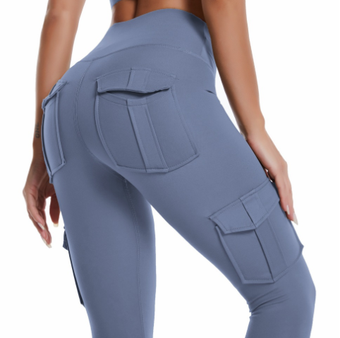 Dounia cargo leggings – een perfecte mix van stijl en functionaliteit. Met een comfortabele, rekbare pasvorm en strategisch geplaatste zakken voor extra gemak. Gemaakt van hoogwaardig nylon voor langdurig draagplezier. Ideaal voor dagelijks gebruik, sport of casual outfits. Verkrijgbaar in groen, zwart, roze, grijs en blauw, in maten XS-2XL. Bestel nu en ervaar ultiem comfort en veelzijdigheid!
