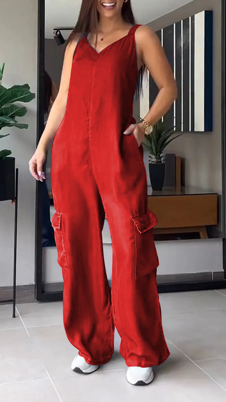 Dianthe is een trendy denim jumpsuit met een diepe V-hals, rugloze bandjes en een flatterende high-waist pasvorm. Gemaakt van hoogwaardig katoen voor ultiem comfort en een moeiteloze, stijlvolle uitstraling. Perfect voor casual uitjes, brunchafspraakjes of een gedurfde streetwear-look. Verkrijgbaar in zwart, denimblauw, grijs, paars, roze, baksteenrood en groen, maten S-5XL. Upgrade je garderobe met Dianthe en straal zelfvertrouwen en stijl uit. Bestel nu!